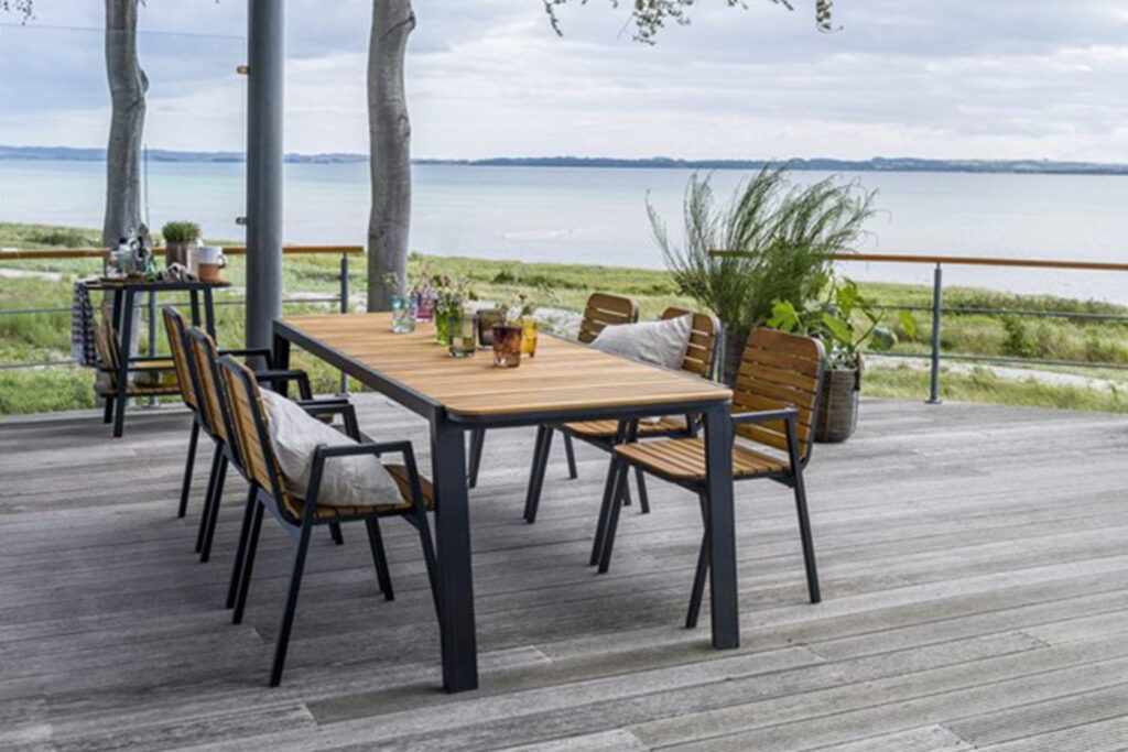 Outdoor collection: The Living series